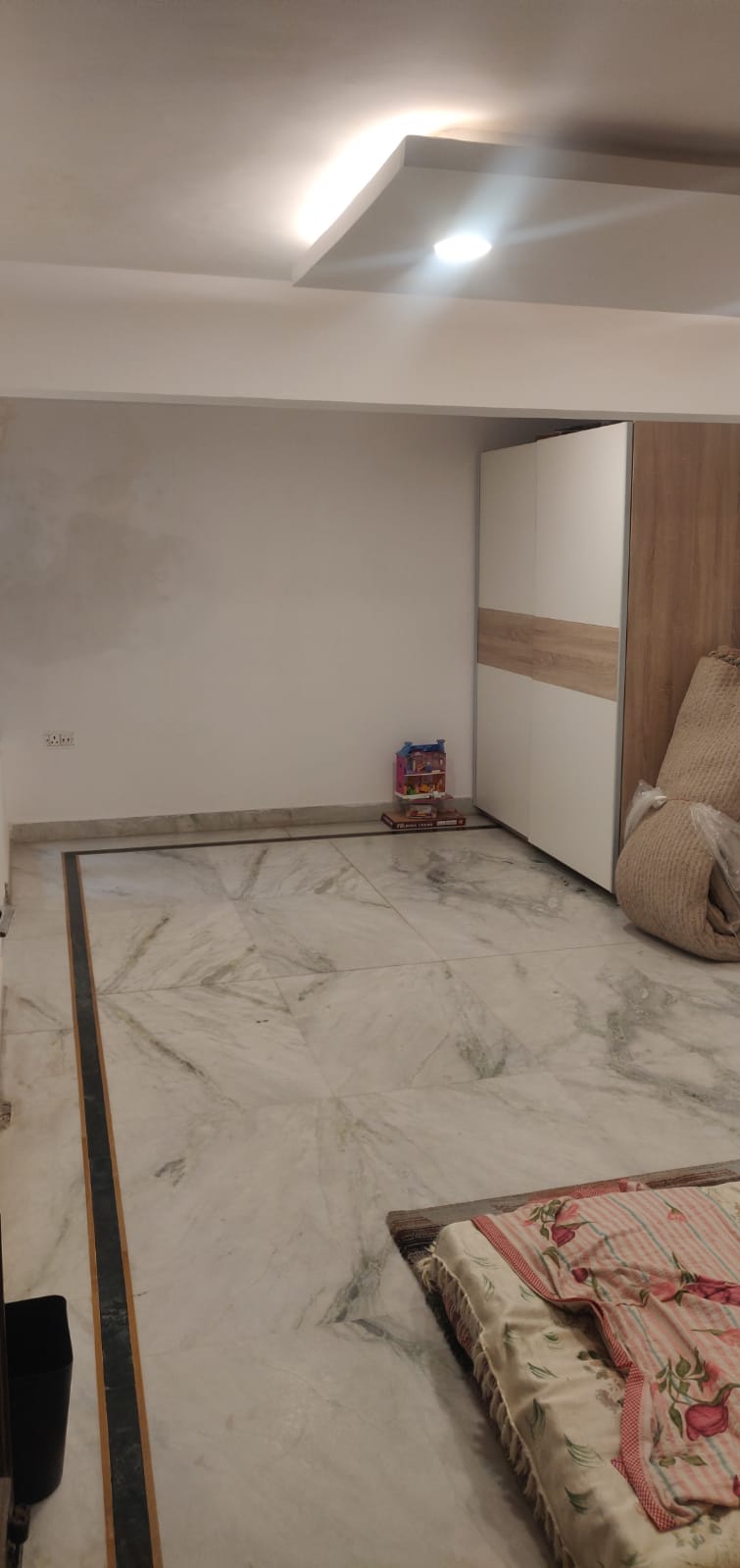SECTOR 22 NOIDA RESIDENTIAL KOTHI - Photo 11