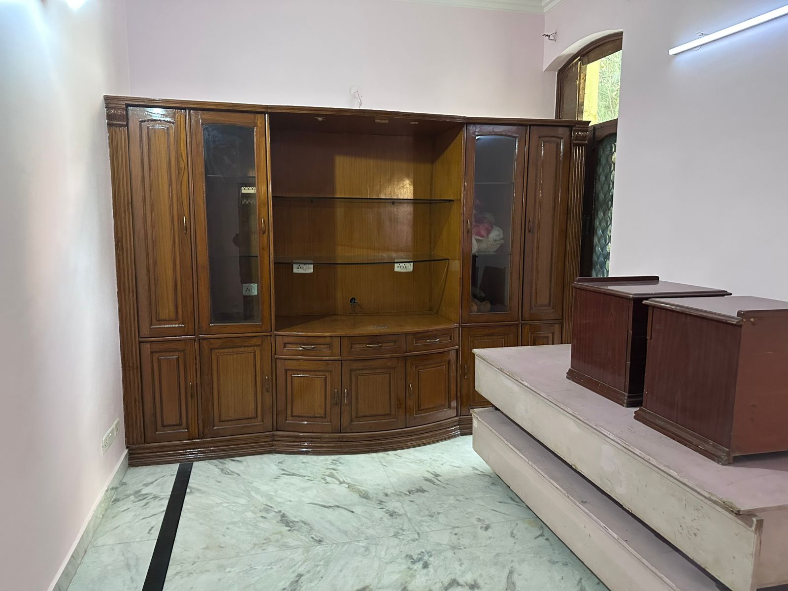 200 Mtr Premium Residential House for Sale in Sector 52 Noida - Photo 4