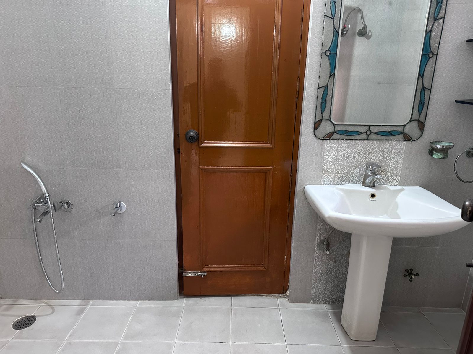 200 Mtr Premium Residential House for Sale in Sector 52 Noida - Photo 7