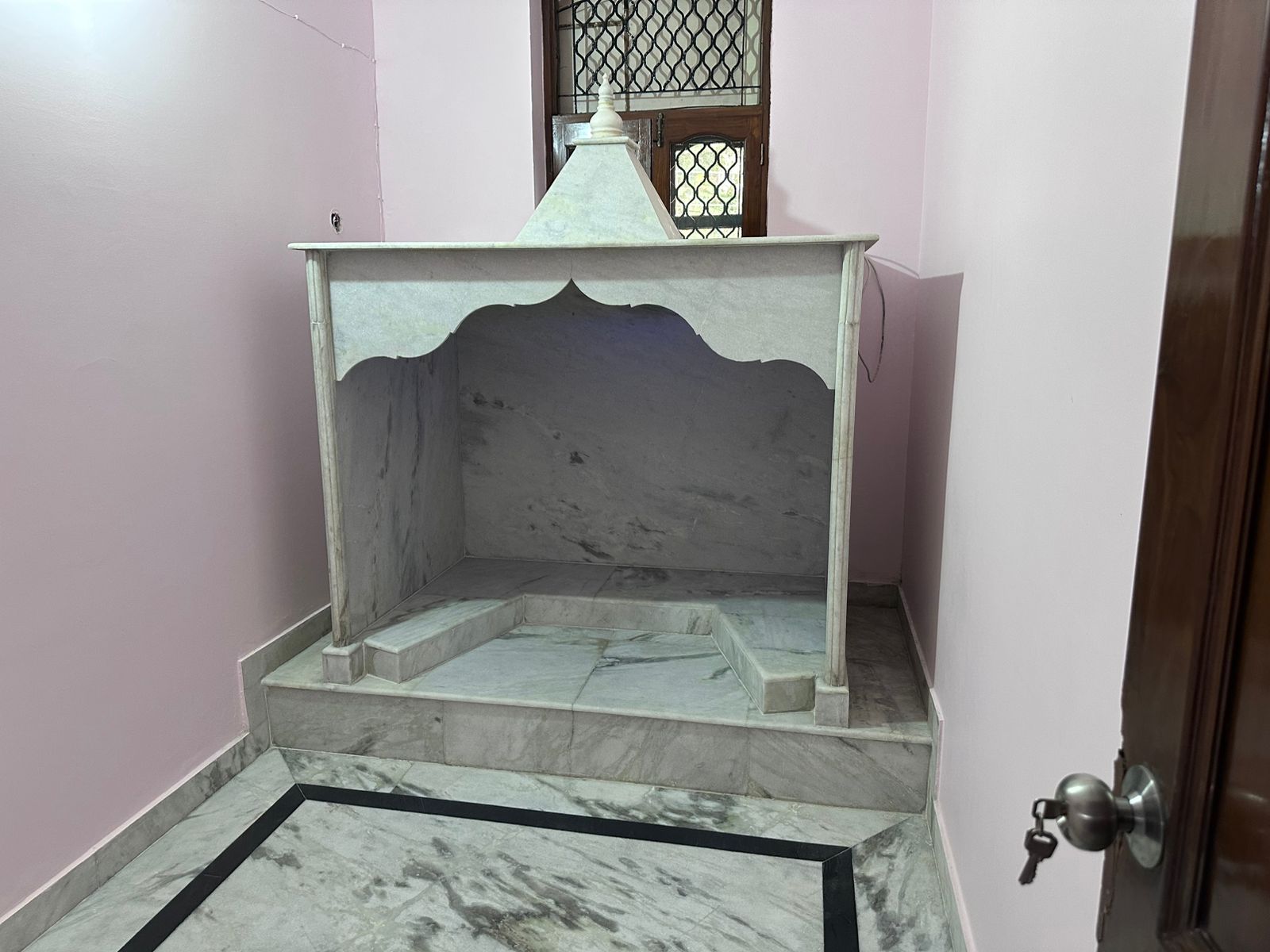200 Mtr Premium Residential House for Sale in Sector 52 Noida - Photo 9