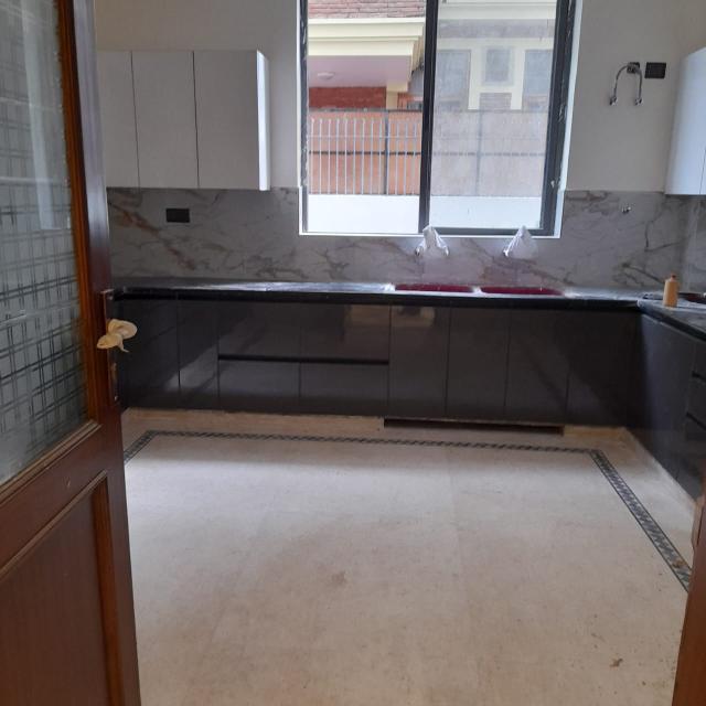 LUXURY RESIENTIAL PROPERTIES DUPLEX HOUSE SEC 41 NOIDA - Photo 11