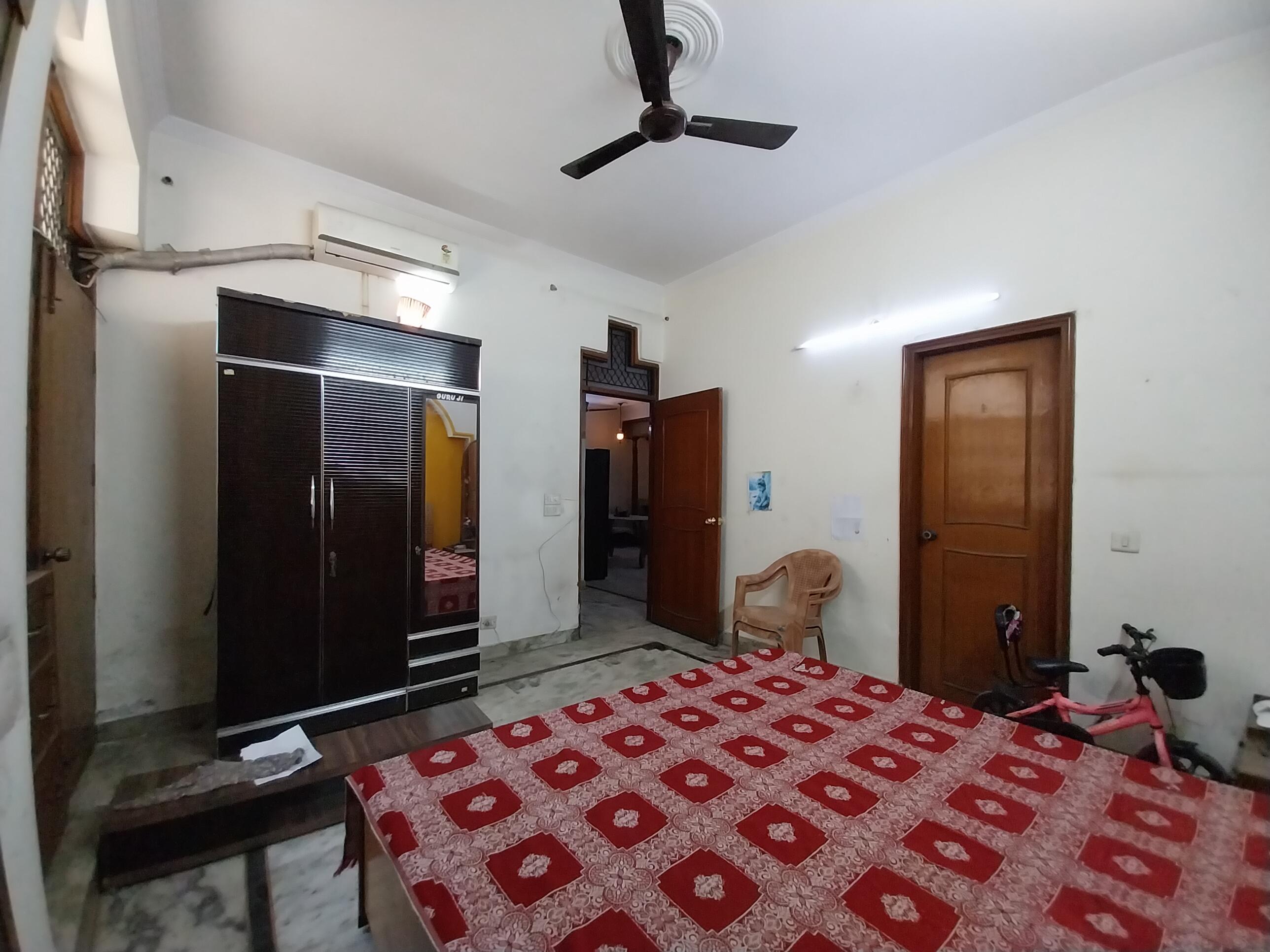 Sector 41 Noida - Photo 7