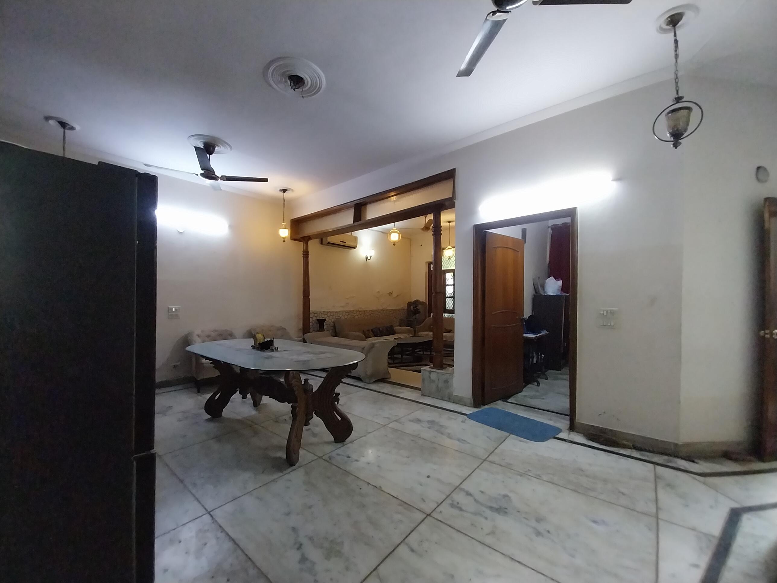 Sector 41 Noida - Photo 10