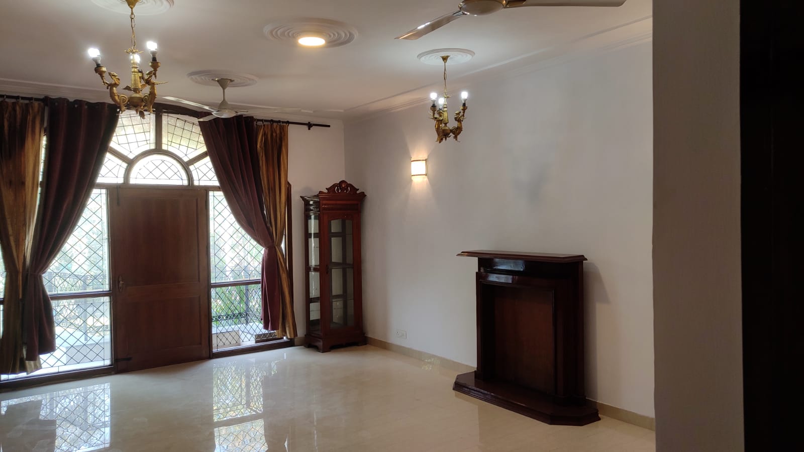 RESIDENTIAL PROPERTY UNDER 10.25 CRORE IN SECTOR 47 NOIDA