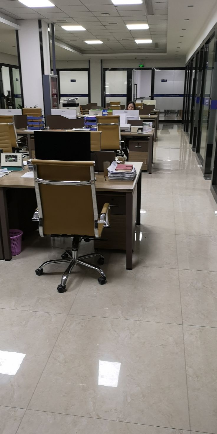 OFFICE SPACE FOR RENT IN NOIDA - Photo 2