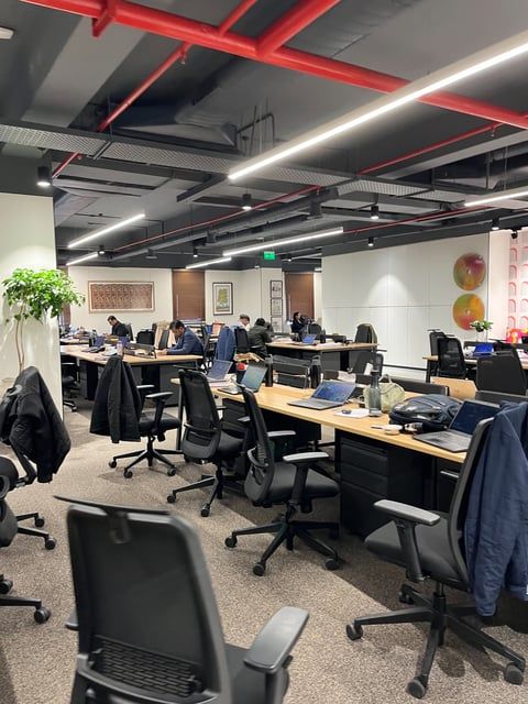 OFFICE SPACE FOR RENT IN NOIDA - Photo 5
