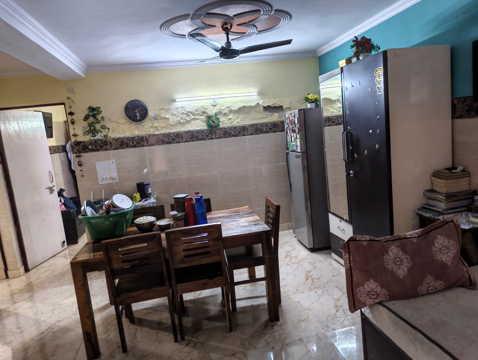 Ready-to-move Residential Kothi for sale sector-19 noida