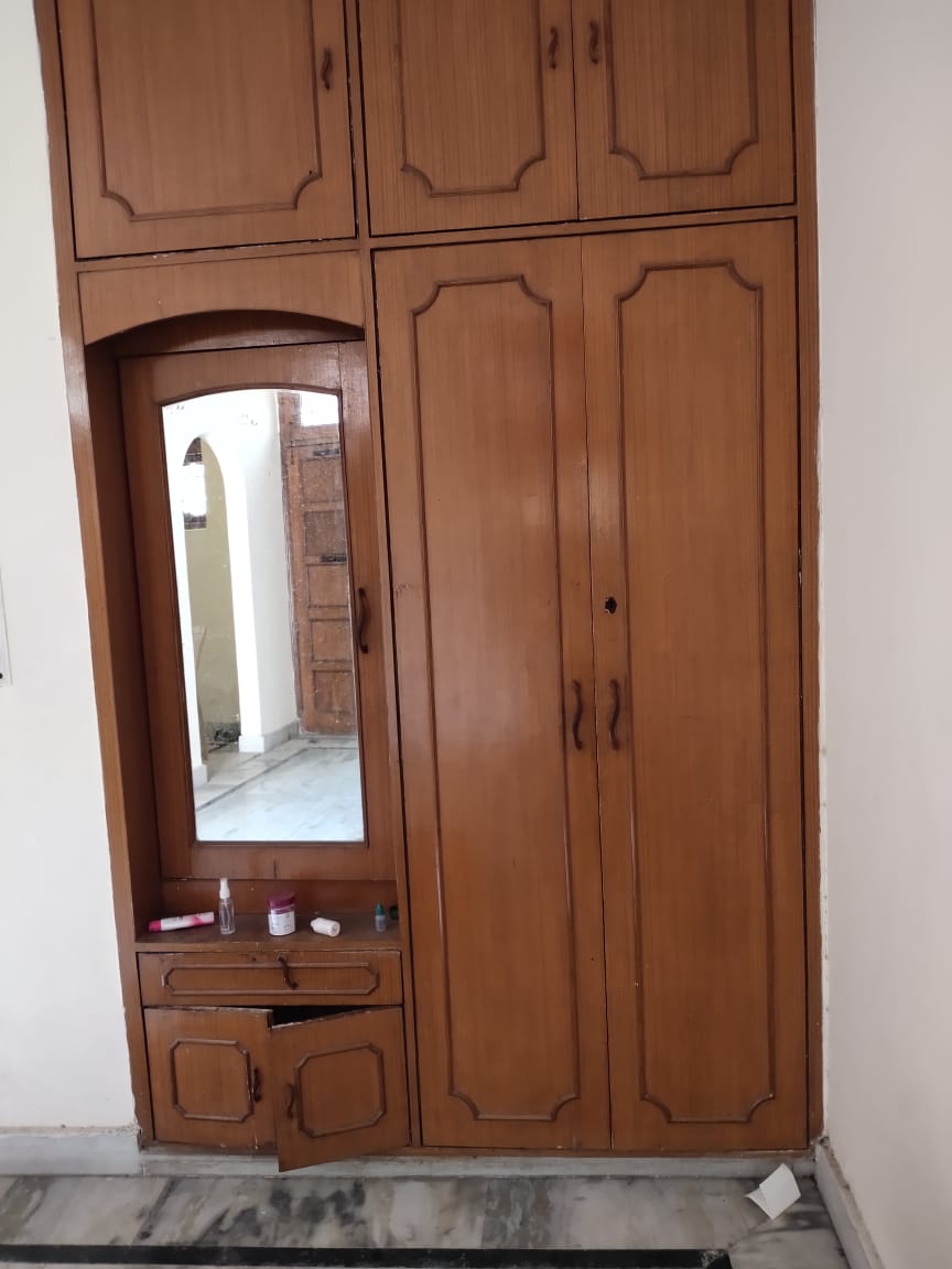 Residential Property in Sector 33 Noida - Photo 5